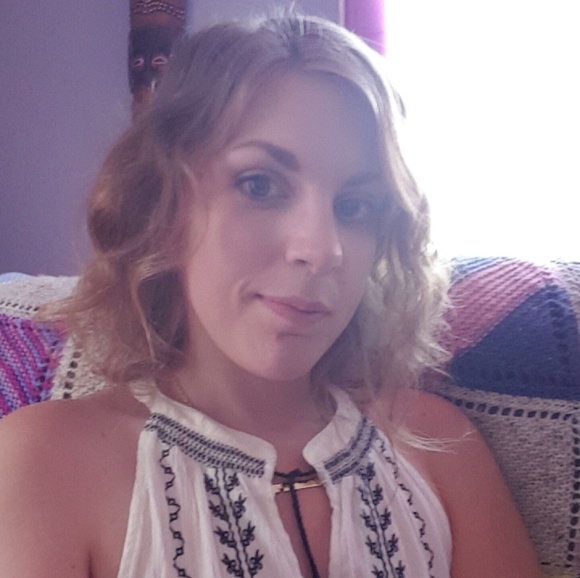 Meet your Posher, Kate - Picture 1 of 1